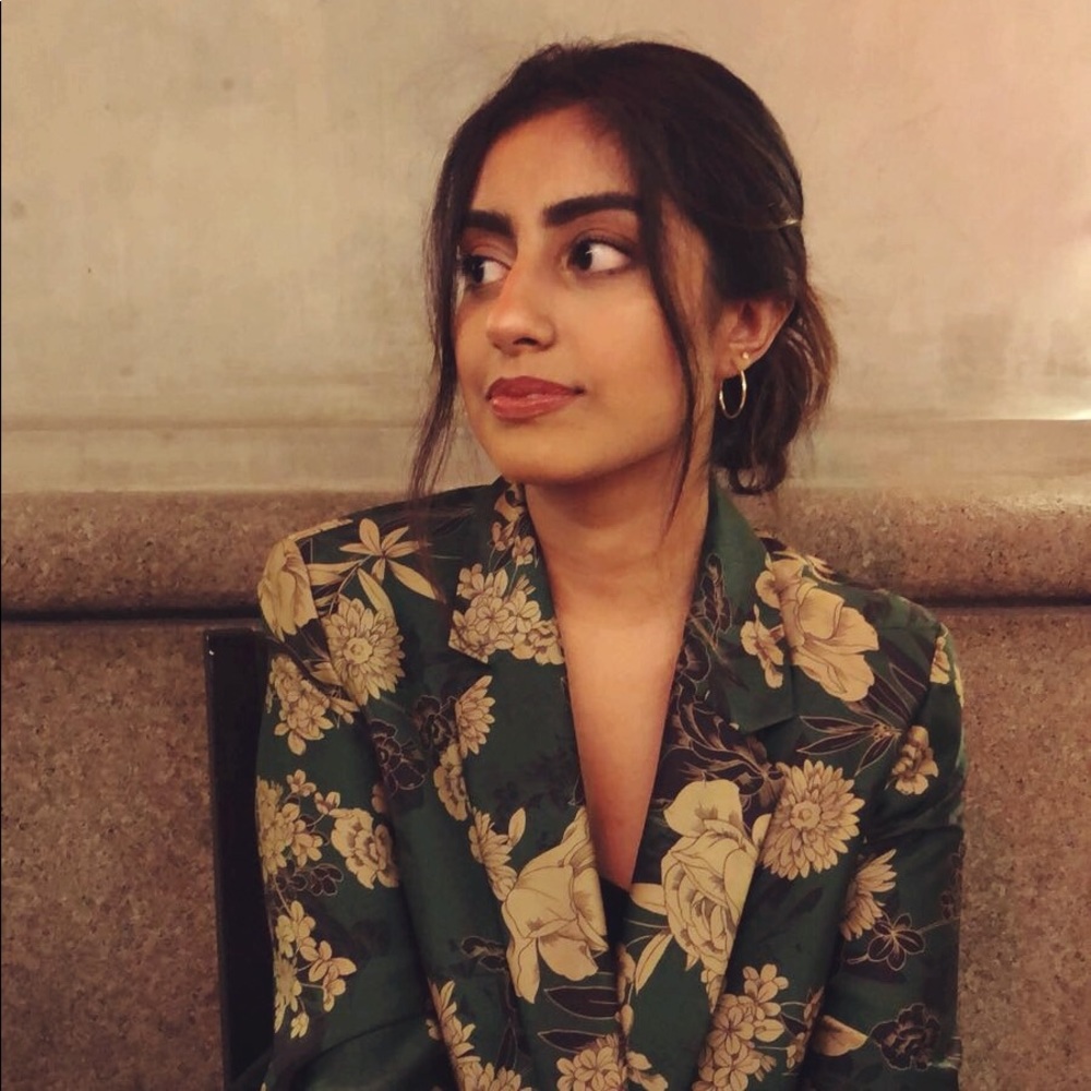 Meet your Posher, Zoya